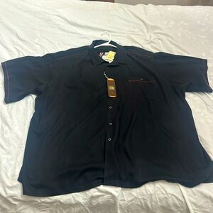 Black silk Tori Richard w/Santa hitting the keys embroidered on the back